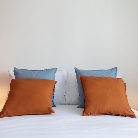 2Bdr Apartment With Balcony Near Maksimir ซาเกร็บ ภายนอก รูปภาพ