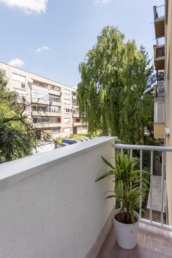 2Bdr Apartment With Balcony Near Maksimir ซาเกร็บ ภายนอก รูปภาพ